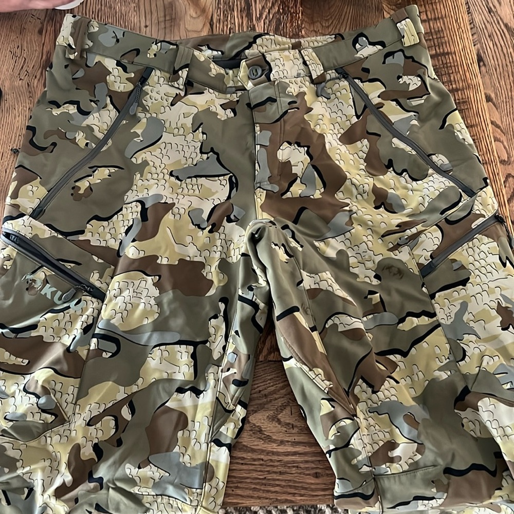 KUIU guide pants